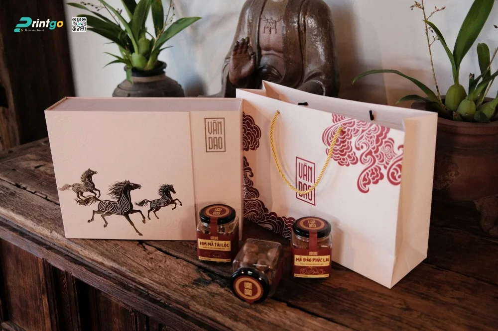 Bộ sưu tập hộp quà tết thương hiệu Vân Dao - The Gift Atelier đồng bộ trong thiết kế