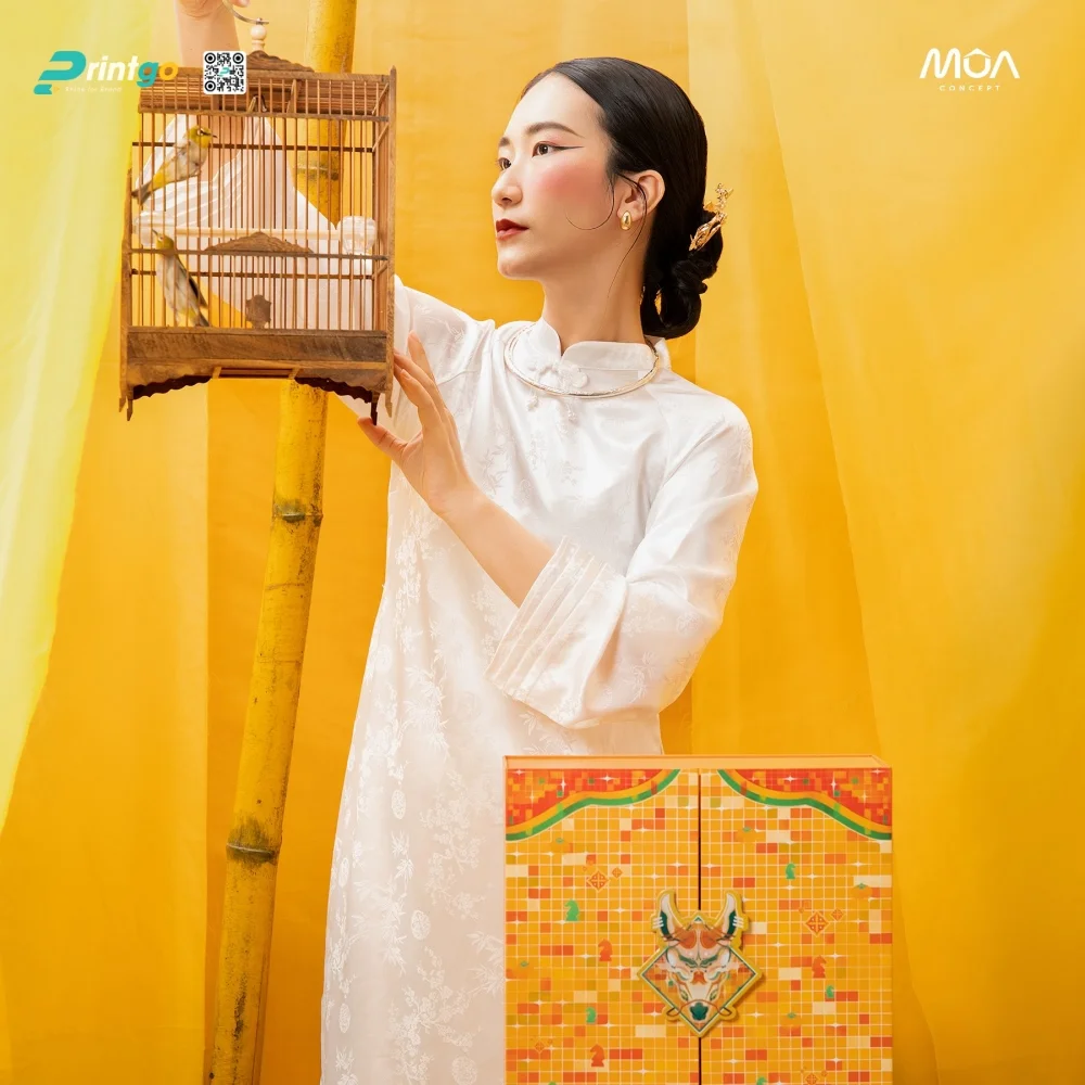 Hộp quà tết Sắc Mã tạo ấn tượng trẻ trung lấy chất liệu từ văn hoá dân gian