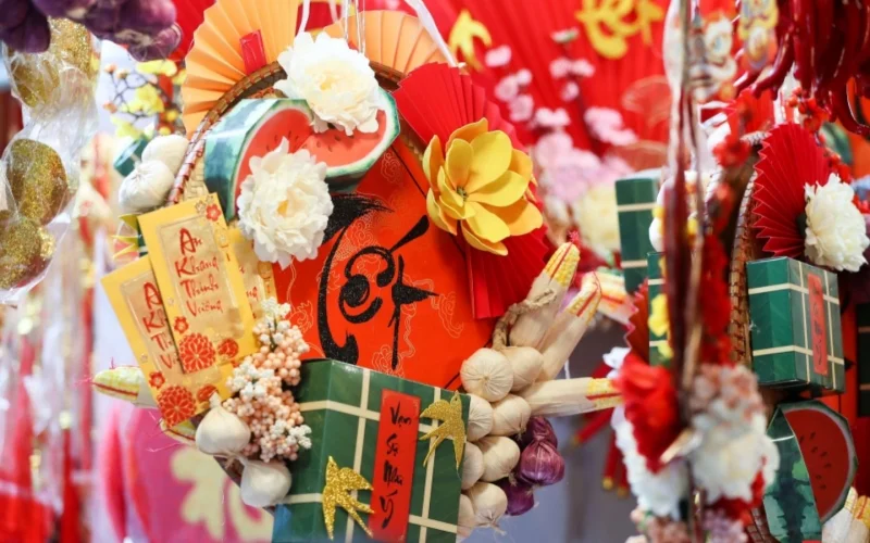 Ý nghĩa câu đối tết trong ngày Tết Nguyên Đán