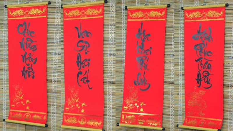 Nguồn gốc của câu đối tết