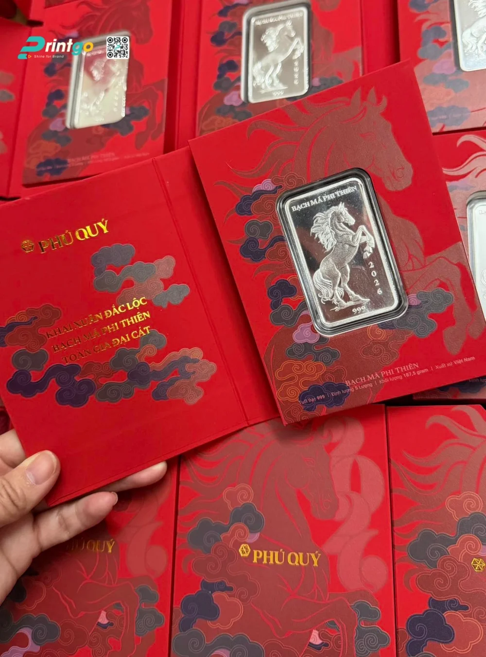 Một số hình ảnh của khách hàng chia sẻ sau khi "săn" được những lượng bạc giới hạn này