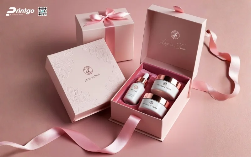 Nên mua hộp đựng quà 8/3 chất liệu gì?