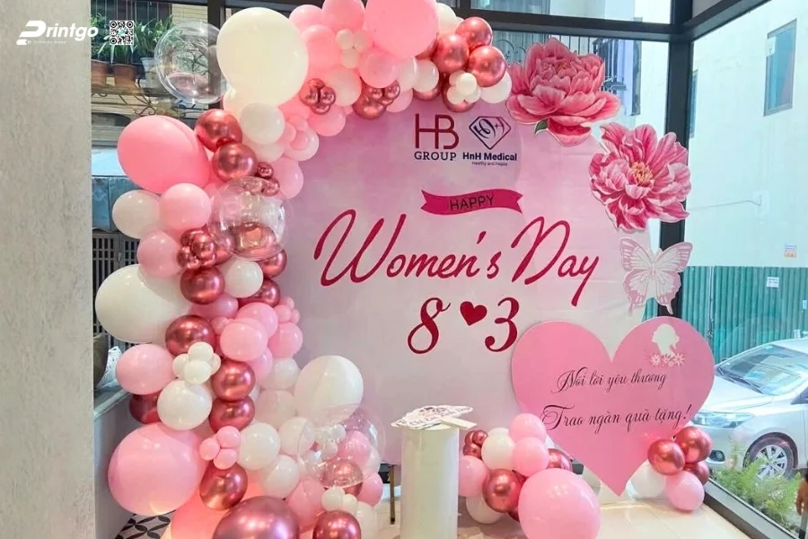 Mẫu backdrop sự kiện 8/3 đẹp được nhiều doanh nghiệp lựa chọn