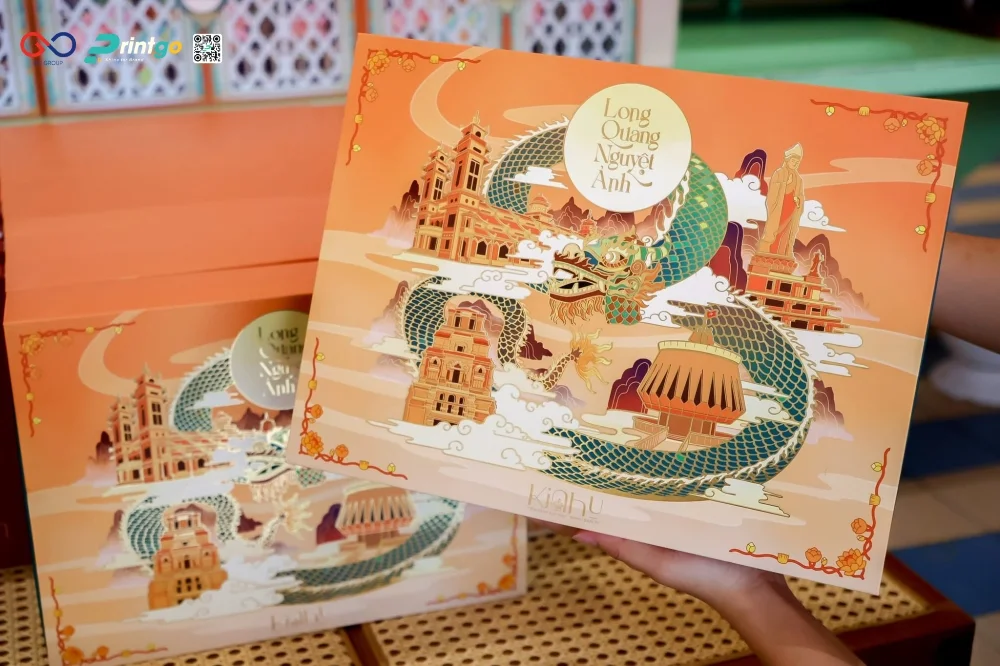 Hộp bánh trung thu Kim Như Bakery sử dụng gia công ép kim nổi bật