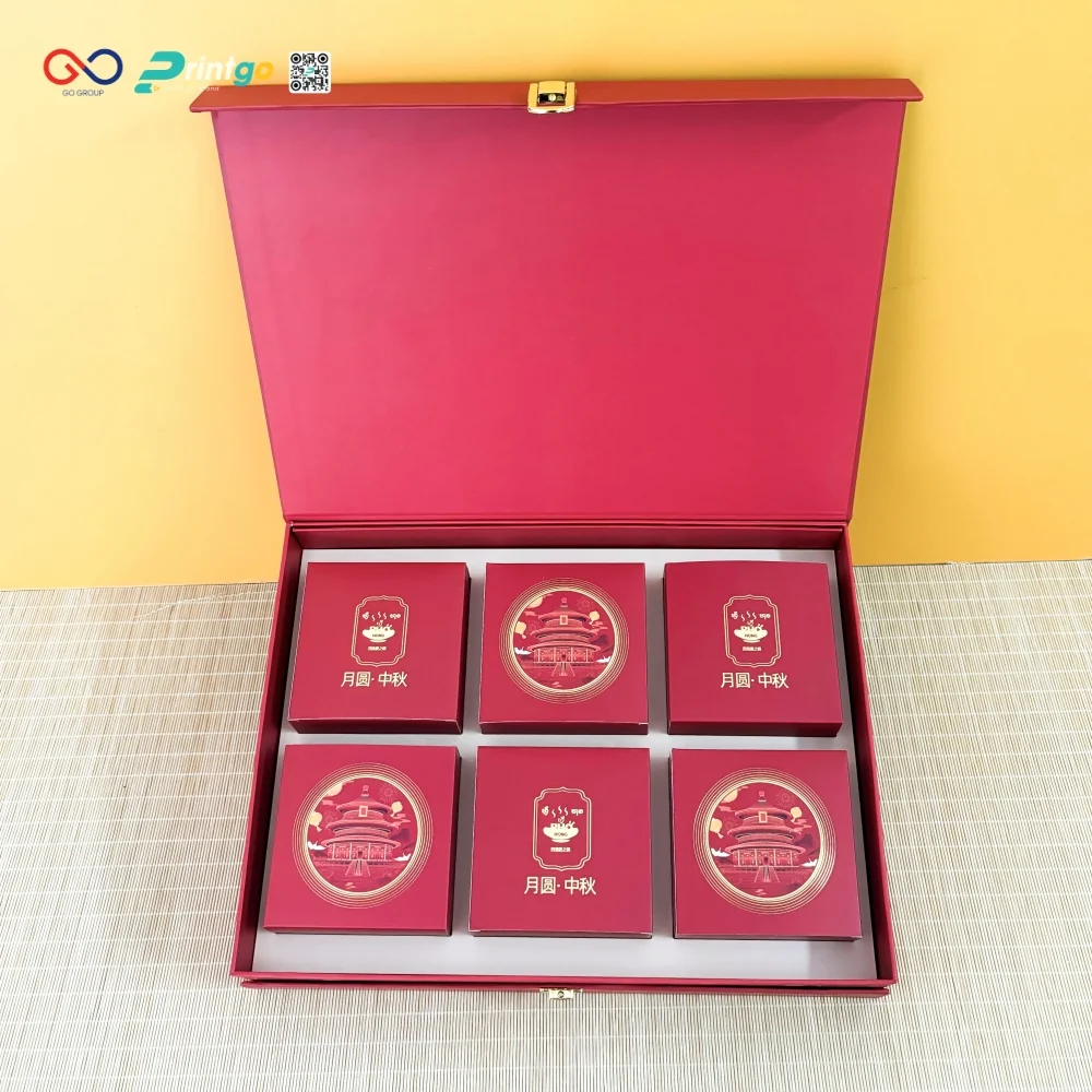 Hộp bánh trung thu sử dụng giấy carton lạnh bồi bên ngoài là giấy couche