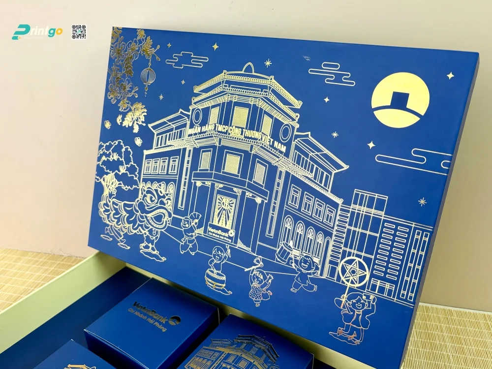 Hộp đựng bánh trung thu VietinBank sử dụng gia công ép kim sang trọng