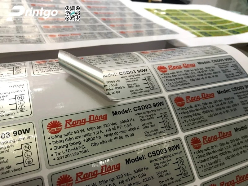 Mẫu tem decal bạc giao hàng toàn quốc