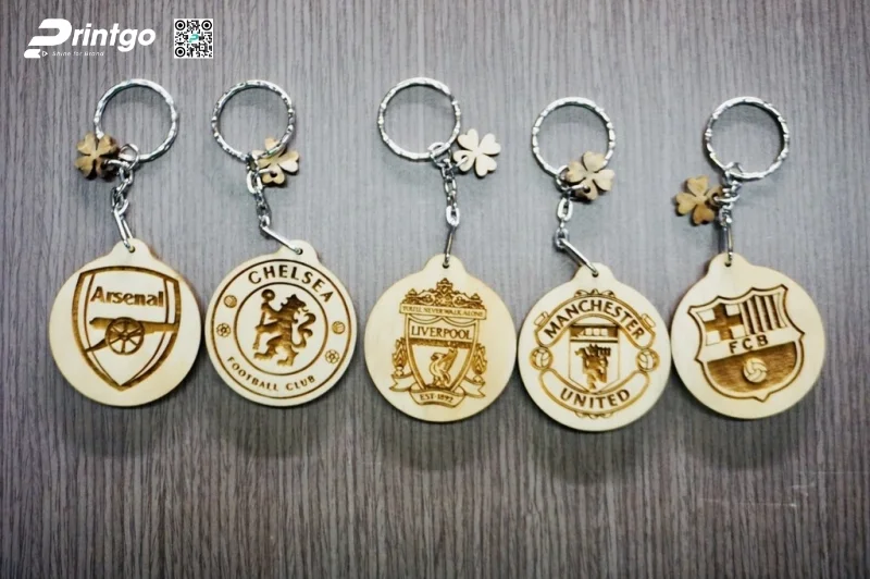 Móc khóa World Cup gỗ đẹp mắt