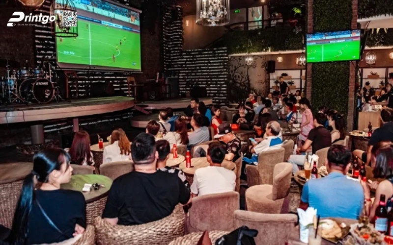 Lên concept World Cup cho quán cafe