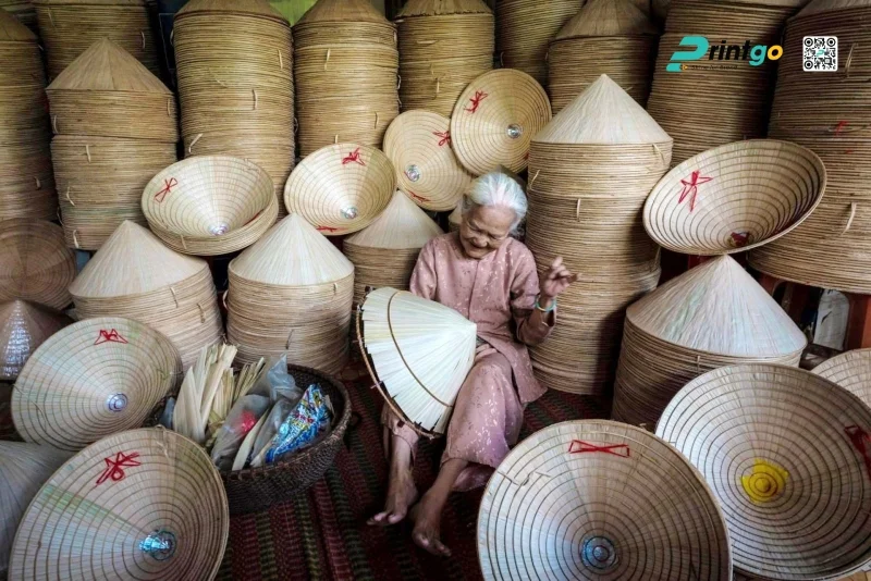 Khi nón lá trở thành ngôn ngữ thiết kế của bộ sưu tập "Thanh Nhã"