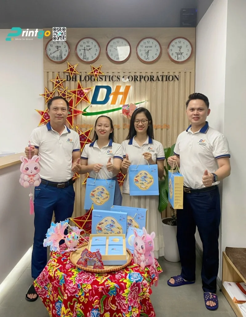 Vì sao doanh nghiệp vận tải nên đầu tư thiết kế hộp trung thu riêng?