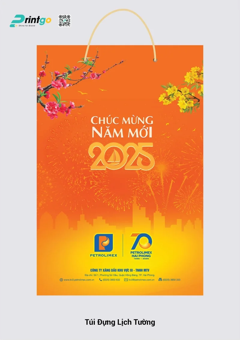 Mẫu lịch treo tường ngành dầu khí