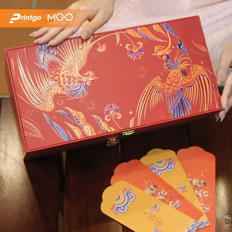 Giữa ép kim, thúc nổi và UV định hình, chọn gia công nào cho hộp quà Tết?