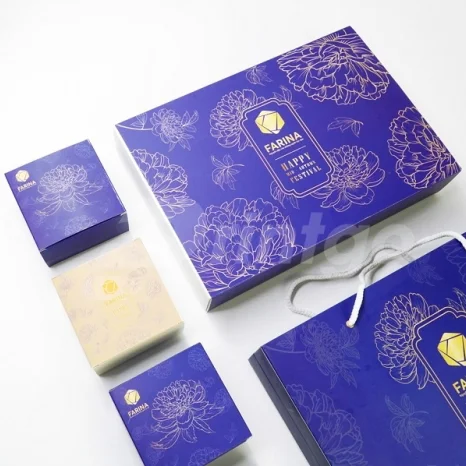 In hộp bánh Trung thu của Frina