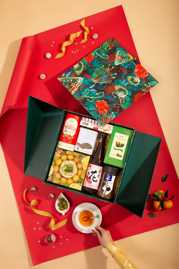 hộp quà Tết Golden TAITHONG HQT22-09