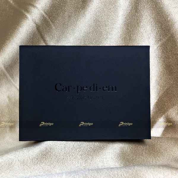 In hộp nến và tinh dầu Carpe Diem