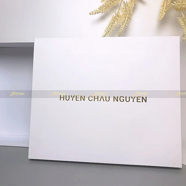 In hộp giấy thời trang Huyen Chau Nguyen