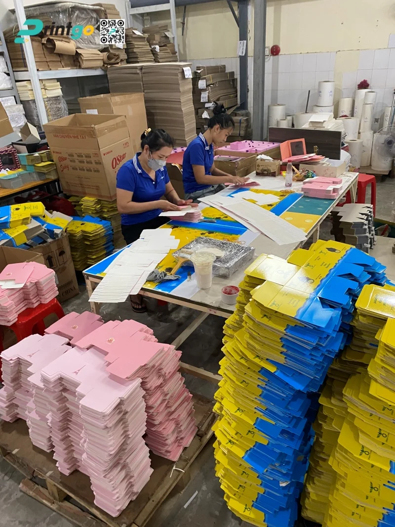 Xưởng in hộp nắp lật nam châm đựng 6 bánh trung thu giao hàng toàn quốc, giá ưu đãi 