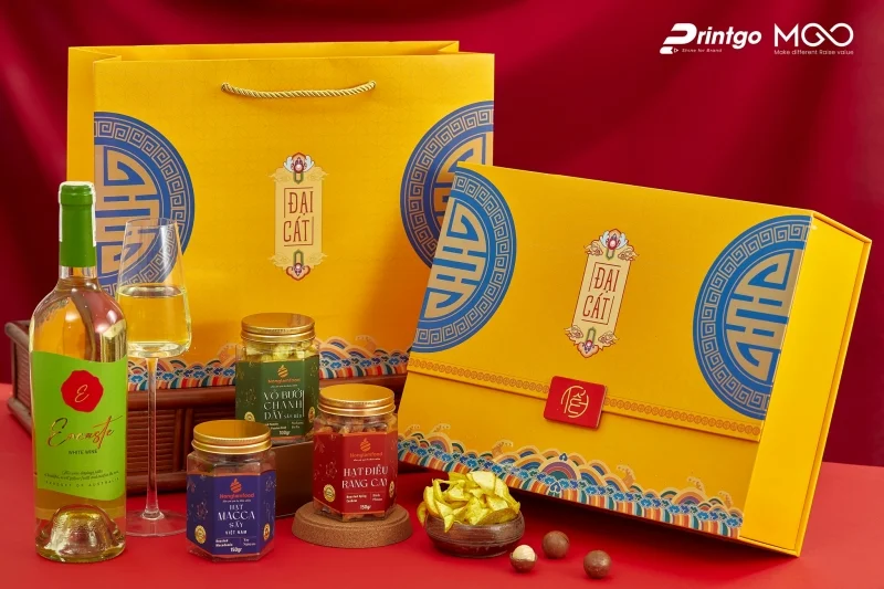 In hộp quà Tết quy cách cánh bướm mở lệch Đại Cát In hộp quà Tết quy cách cánh bướm mở lệch Đại Cát