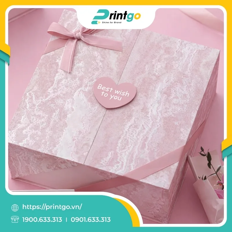 In hộp đựng quà tặng 8/3 cánh bướm mở giữa 