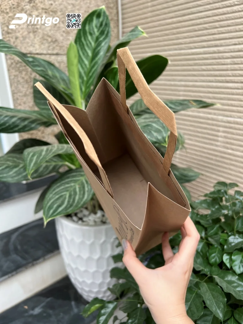 In túi giấy kraft đựng cà phê Amélie ấn tượng