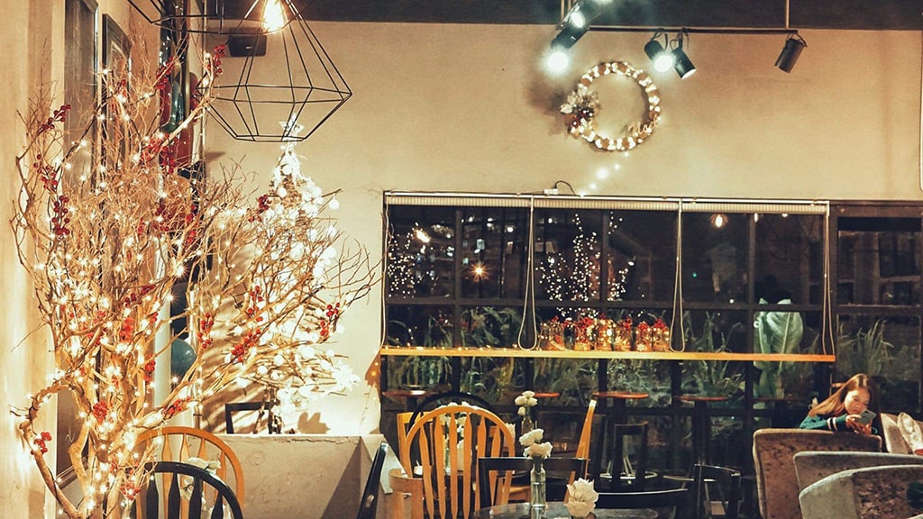 Bật mí những ý tưởng thiết kế độc đáo cho quán cafe vào dịp Noel 2019 này Bật mí những ý tưởng thiết kế độc đáo cho quán cafe vào dịp Noel 2019 này