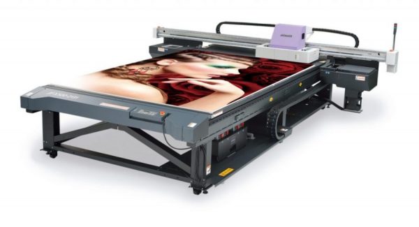 In UV là gì? Những điều cần biết về in UV In UV phẳng