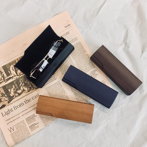 Top 10+ mẫu hộp đựng kính sành điệu, phong cách, trẻ trung mà giới trẻ yêu thích Top 10+ mẫu hộp đựng kính sành điệu, phong cách, trẻ trung mà giới trẻ yêu thích