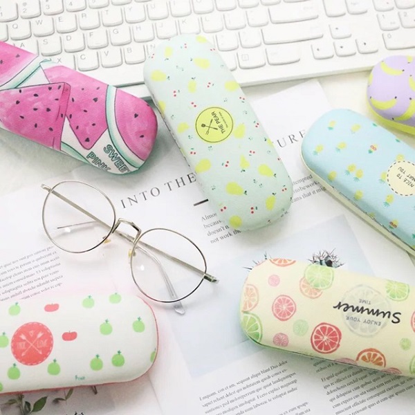 Top 10+ mẫu hộp đựng kính sành điệu, phong cách, trẻ trung mà giới trẻ yêu thích Top 10+ mẫu hộp đựng kính sành điệu, phong cách, trẻ trung mà giới trẻ yêu thích