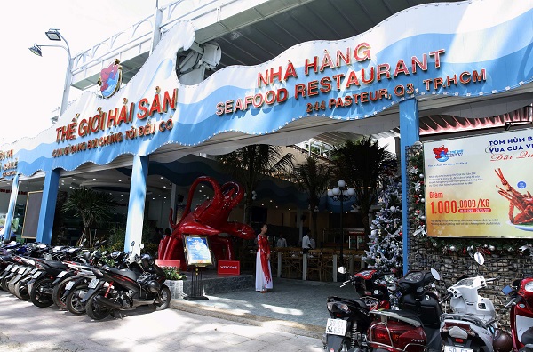 Tổng hợp các địa chỉ nhà hàng tổ chức tiệc tất niên Hà Nội và TP. Hồ Chí Minh Tổng hợp các địa chỉ nhà hàng tổ chức tiệc tất niên Hà Nội và TP. Hồ Chí Minh