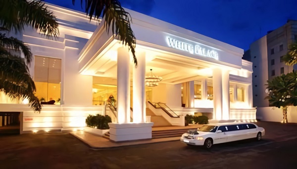 Tổng hợp các địa chỉ nhà hàng tổ chức tiệc tất niên Hà Nội và TP. Hồ Chí Minh Tổng hợp các địa chỉ nhà hàng tổ chức tiệc tất niên Hà Nội và TP. Hồ Chí Minh