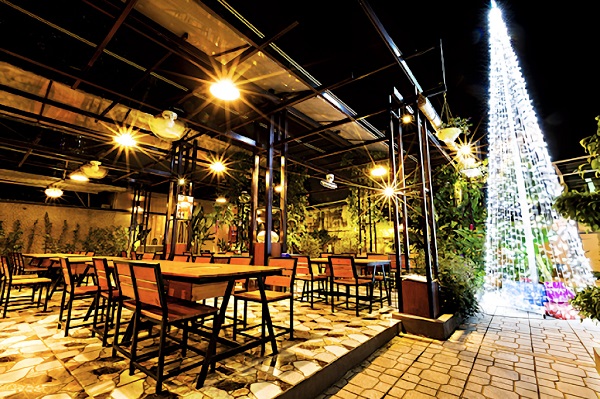 Tổng hợp các địa chỉ nhà hàng tổ chức tiệc tất niên Hà Nội và TP. Hồ Chí Minh Tổng hợp các địa chỉ nhà hàng tổ chức tiệc tất niên Hà Nội và TP. Hồ Chí Minh