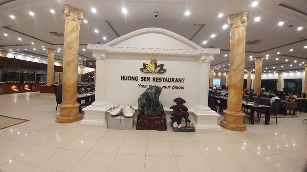 Tổng hợp các địa chỉ nhà hàng tổ chức tiệc tất niên Hà Nội và TP. Hồ Chí Minh Tổng hợp các địa chỉ nhà hàng tổ chức tiệc tất niên Hà Nội và TP. Hồ Chí Minh