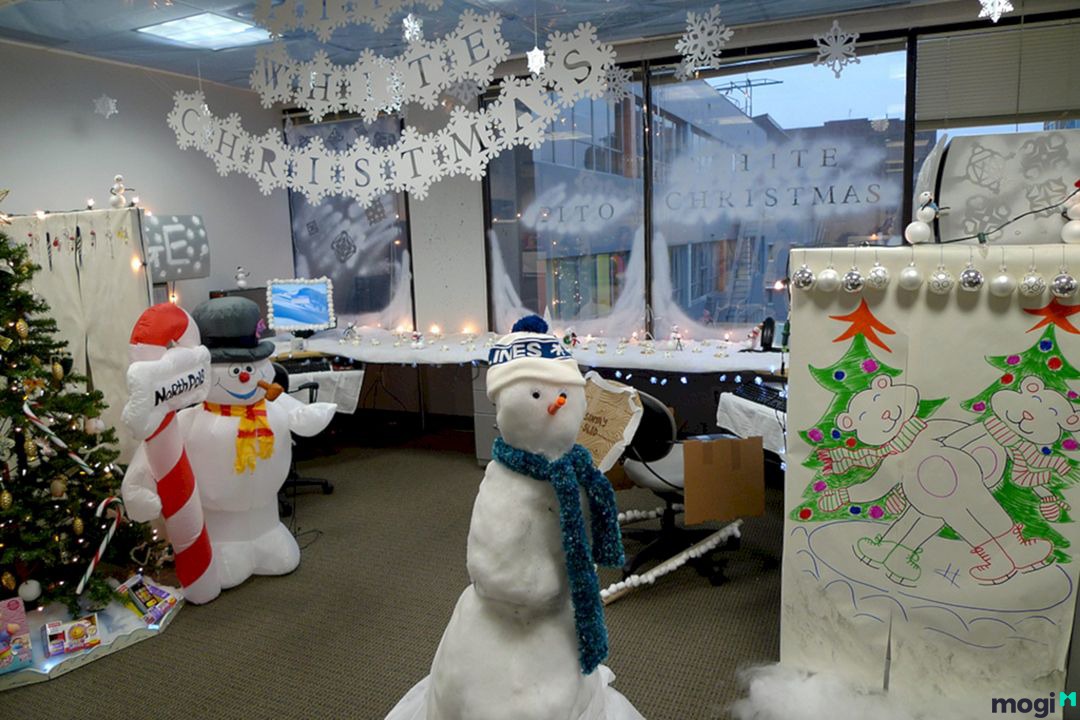9. Trang trí Noel văn phòng bằng người tuyết