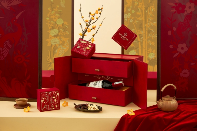 Hộp quà tết khách sạn Sheraton Saigon Hotel & Towers