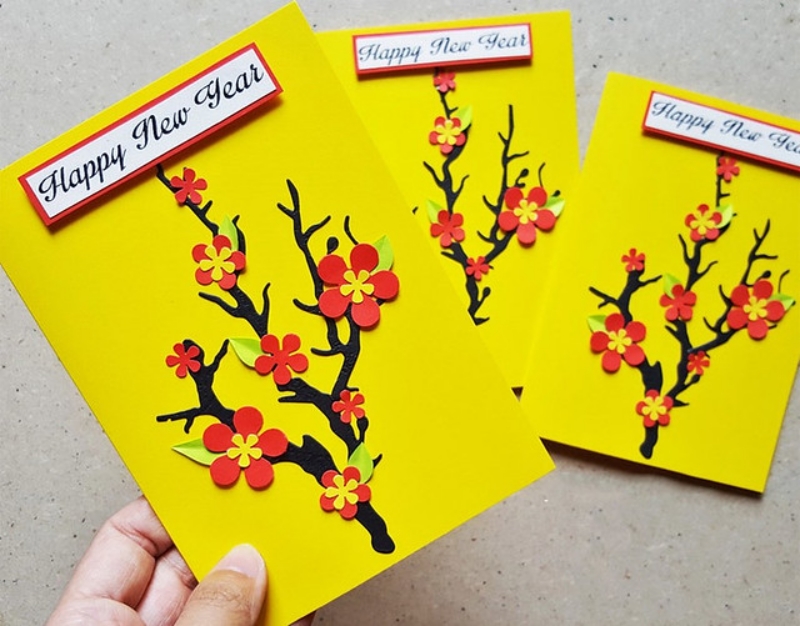 Thiệp Happy New Year cành đào độc đáo Thiệp Happy New Year cành đào độc đáo
