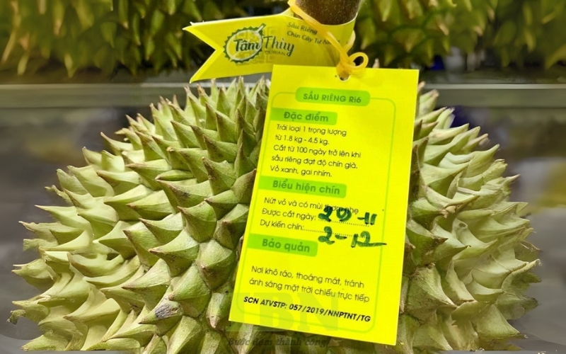 Tem dán cuống sầu riêng hoặc bao lưới Tem dán cuống sầu riêng hoặc bao lưới