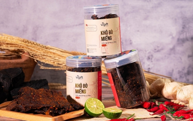 Mẫu tem nhãn bò khô thiết kế tối giản Mẫu tem nhãn bò khô thiết kế tối giản