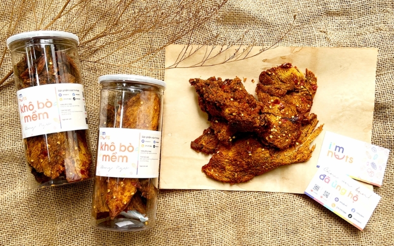 Mẫu tem nhãn bò khô thiết kế tối giản Mẫu tem nhãn bò khô thiết kế tối giản