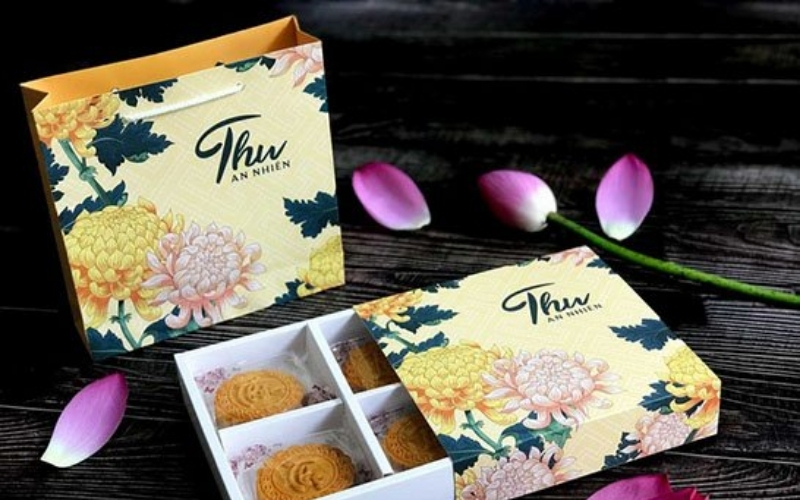 Túi đựng bánh trung thu bằng giấy ivory Túi đựng bánh trung thu bằng giấy ivory