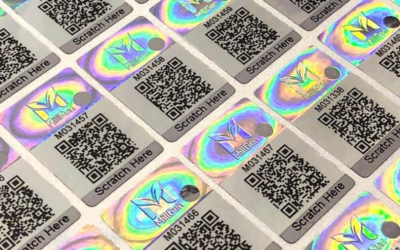 Mẫu tem chống hàng giả Hologram tích hợp QR code/serial Mẫu tem chống hàng giả Hologram tích hợp QR code/serial