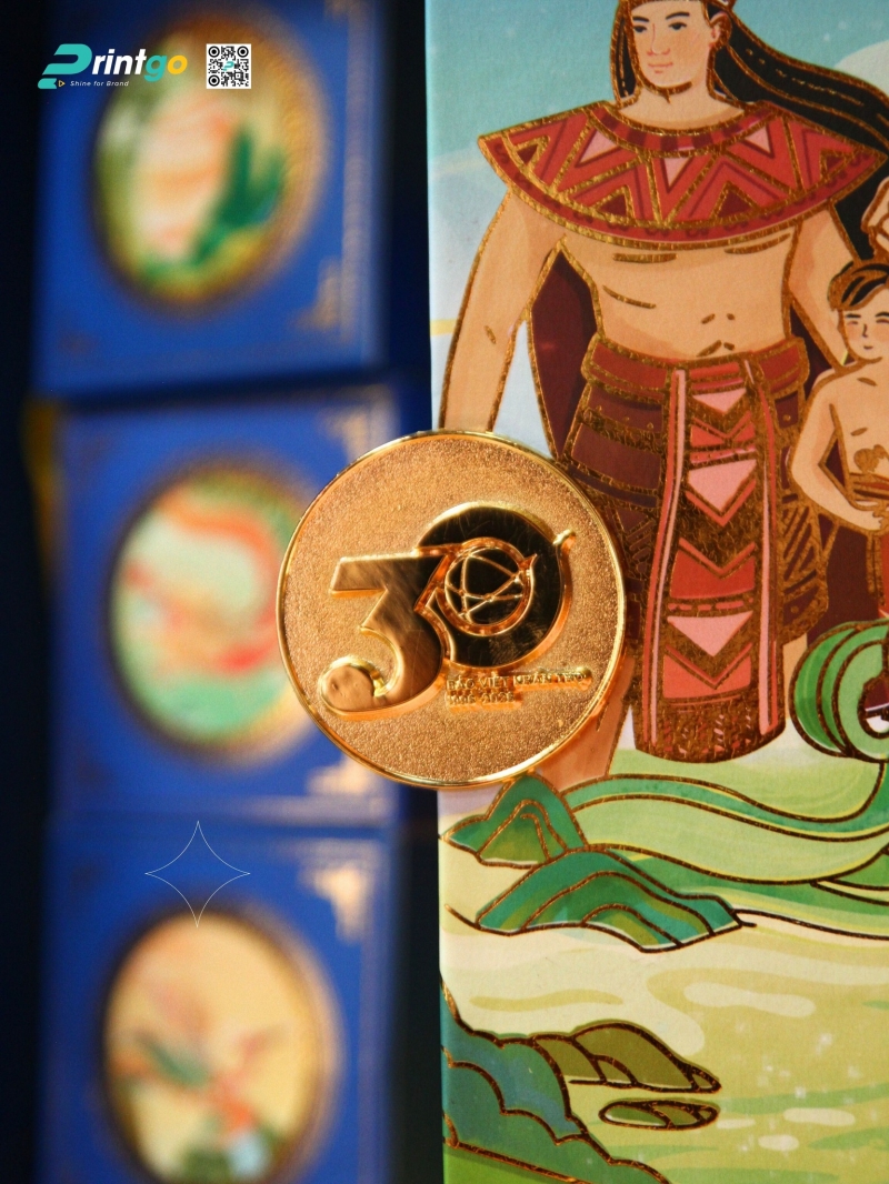 Logo kim loại được nhiều thương hiệu lựa chọn trở thành món quà đặc biệt Logo kim loại được nhiều thương hiệu lựa chọn trở thành món quà đặc biệt