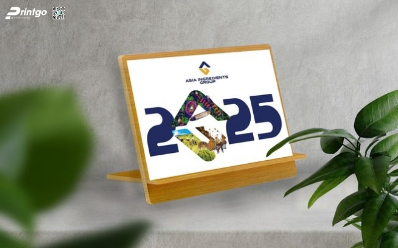 Mẫu lịch bàn độc quyền đế gỗ Mẫu lịch bàn độc quyền đế gỗ