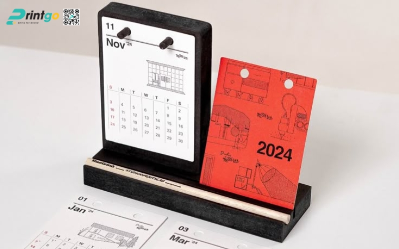 Mẫu lịch để bàn độc đáo đế gỗ Mẫu lịch để bàn độc đáo đế gỗ