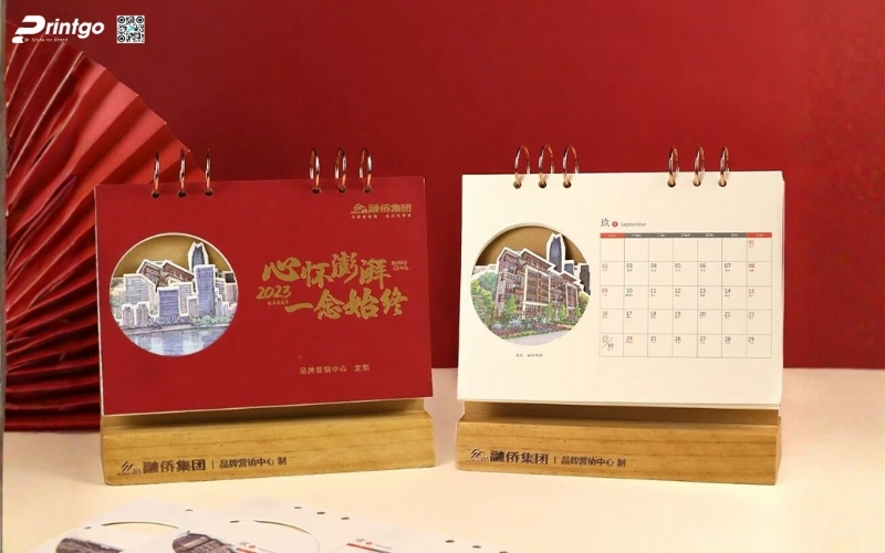 Mẫu lịch bàn độc quyền đế gỗ Mẫu lịch bàn độc quyền đế gỗ