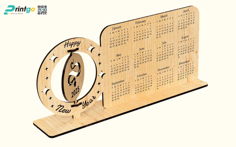Mẫu lịch để bàn độc đáo bằng gỗ Mẫu lịch để bàn độc đáo bằng gỗ