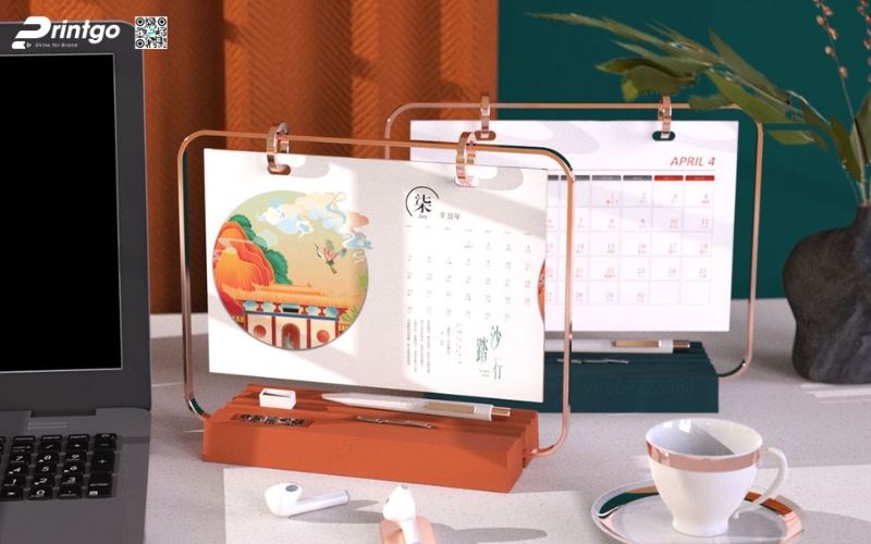 Mẫu lịch để bàn độc đáo khung kim loại Mẫu lịch để bàn độc đáo khung kim loại