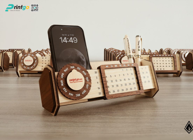 Mẫu lịch tết đặc biệt dạng gỗ độc đáo Mẫu lịch tết đặc biệt dạng gỗ độc đáo