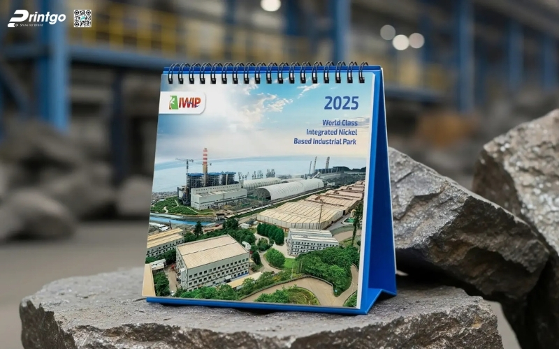 Mẫu lịch để bàn độc quyền chữ A Mẫu lịch để bàn độc quyền chữ A