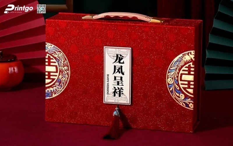 Mẫu hộp quà tết bọc nhung có quai xách Mẫu hộp quà tết bọc nhung có quai xách